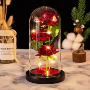 Three-Rose-Flowers-LED-Light-Glass-Dome_12.webp Veštačka Crvena Ruža u Staklenoj Kupoli